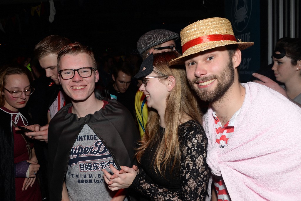 ../Images/Held op sokken feest 167.jpg